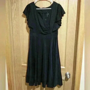 DGHBVS size L women's cocktail party A-line v-neck pockets midi dress black NWT